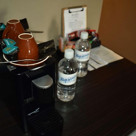 Best Western Blackbutt Inn New Lambton Екстер'єр фото