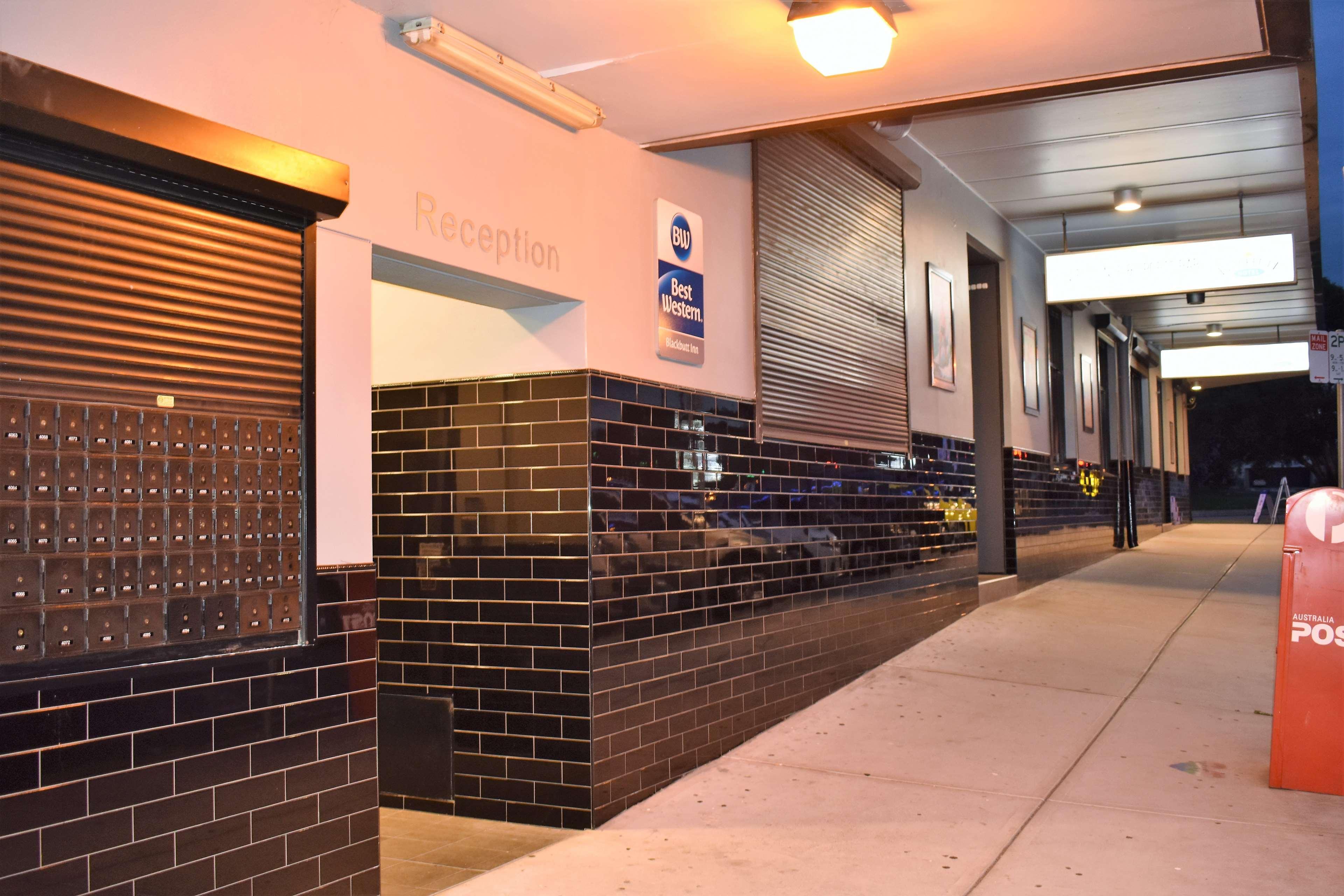 Best Western Blackbutt Inn New Lambton Екстер'єр фото
