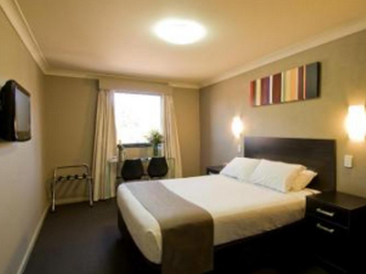 Best Western Blackbutt Inn New Lambton Екстер'єр фото
