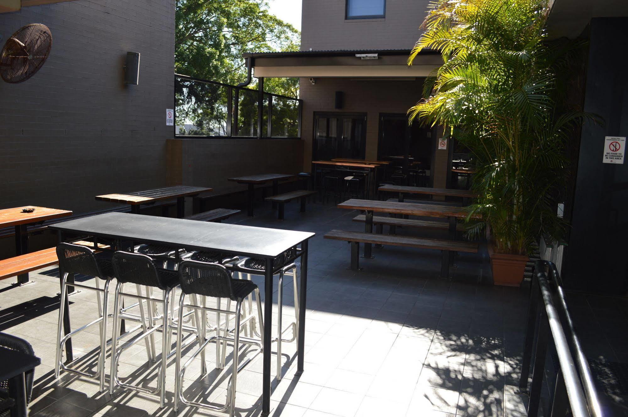 Best Western Blackbutt Inn New Lambton Екстер'єр фото