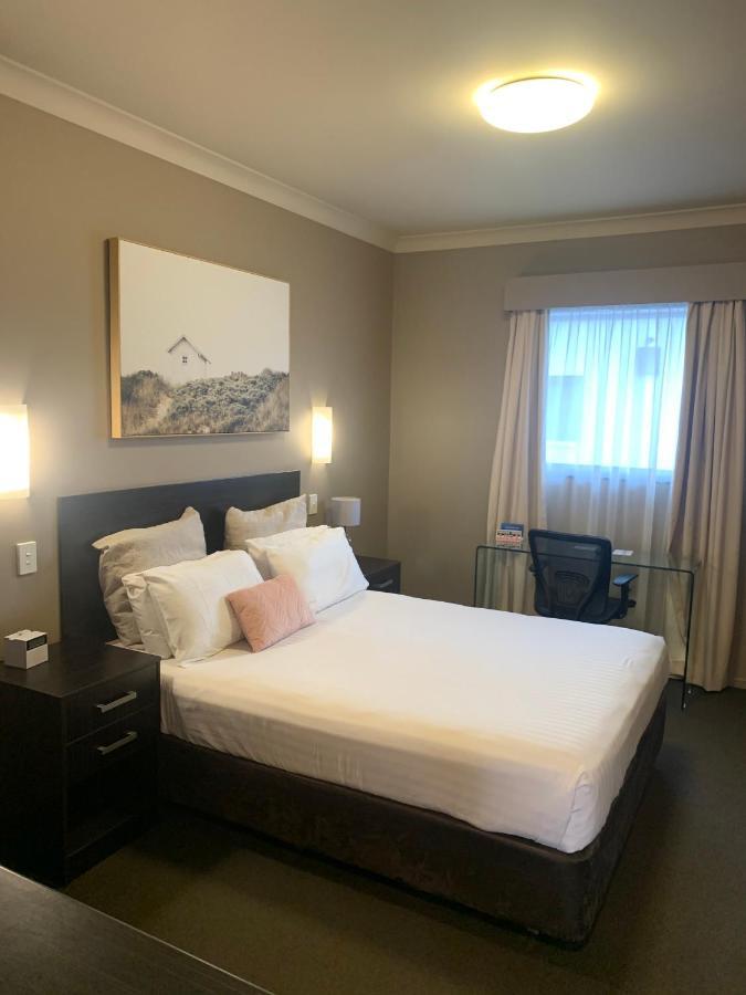 Best Western Blackbutt Inn New Lambton Екстер'єр фото